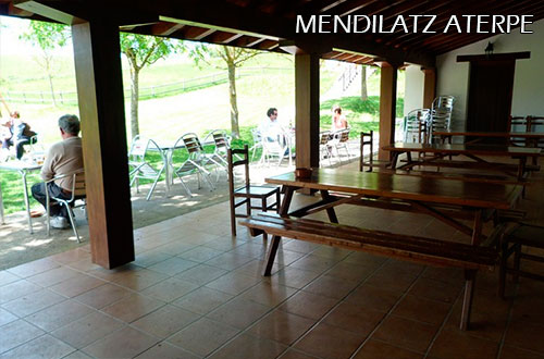 Mendilatz-Aterpe-terrace