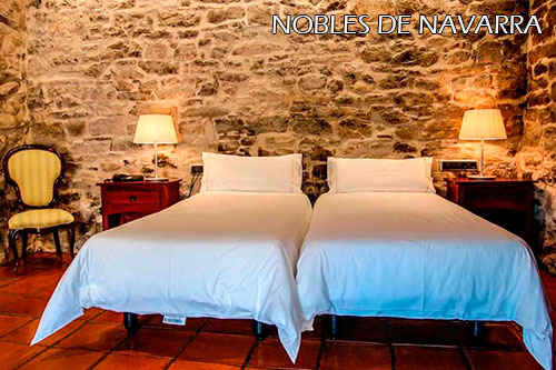 Nobles-de-Navarra-hotel-room-2